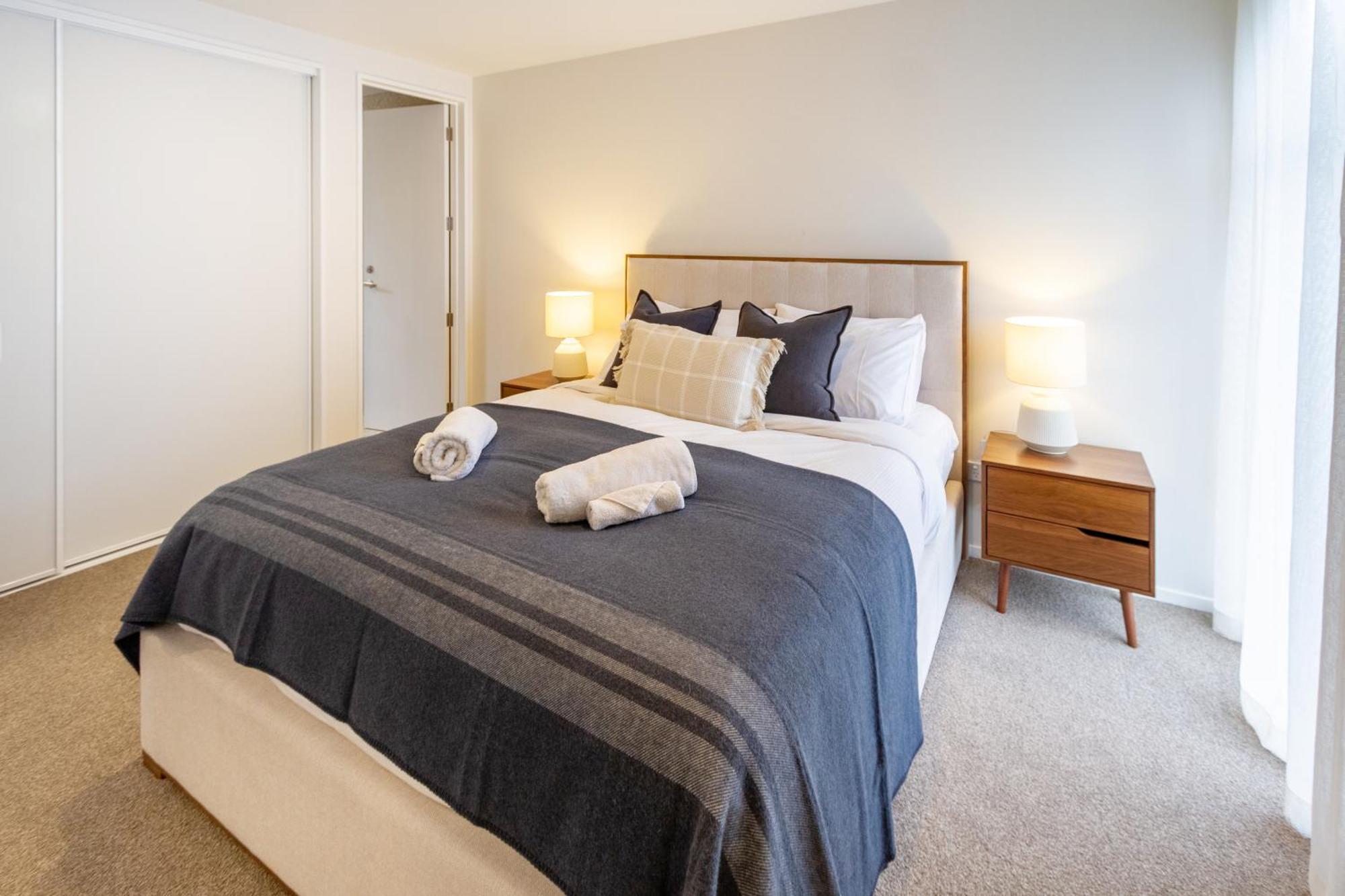 Stylish 3 Bedroom Home In Prime City With Garage Christchurch Exterior photo
