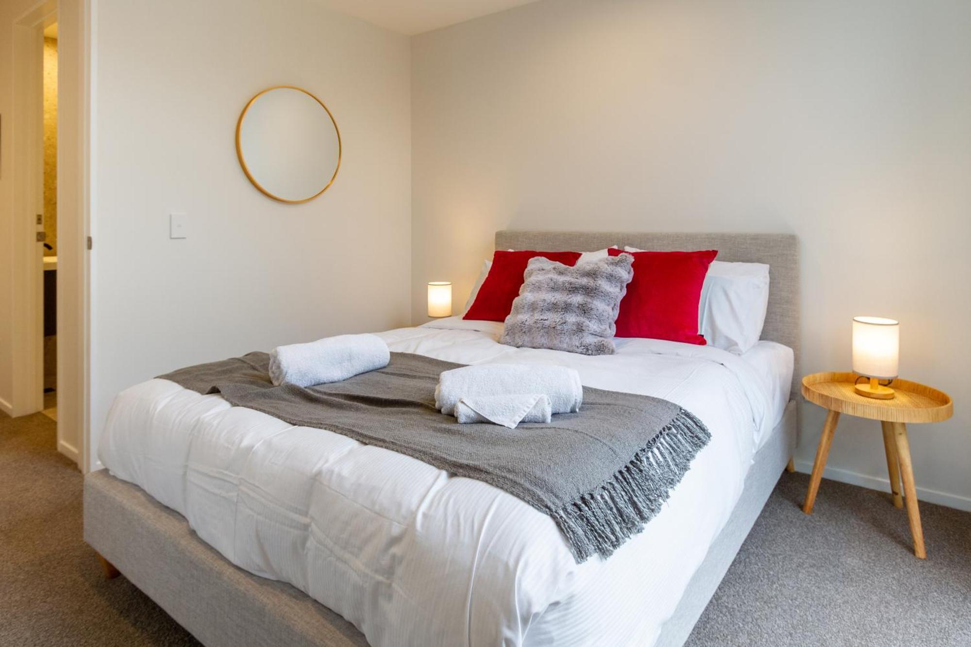 Stylish 3 Bedroom Home In Prime City With Garage Christchurch Exterior photo