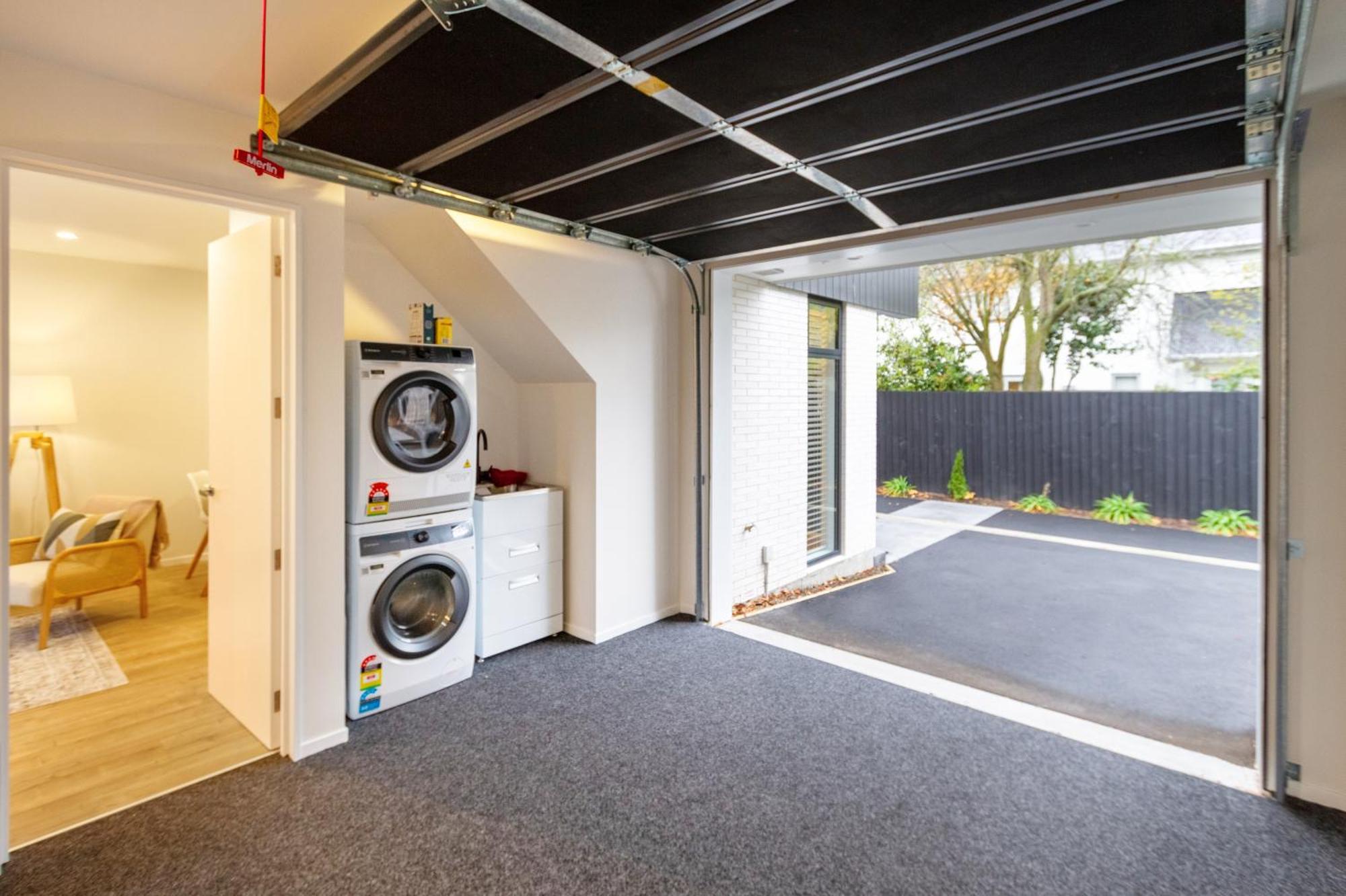 Stylish 3 Bedroom Home In Prime City With Garage Christchurch Exterior photo
